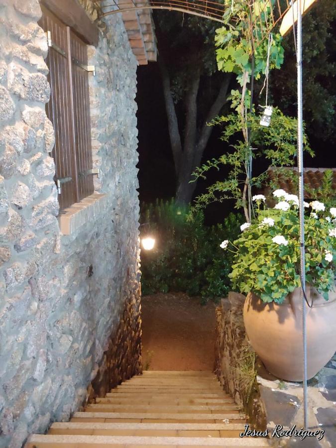 La Simona Casa Rural Perales del Puerto Extérieur photo